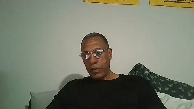 swimmer2496 online show from May 28, 1:57 am