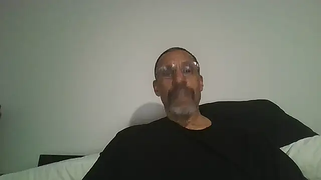 swimmer2496 online show from March 30, 2:35 am