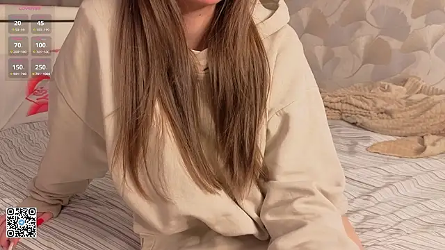 ShaeHeeter online show from February 1, 4:22 am