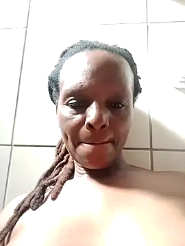 01Wetlips online show from March 9, 7:56 am