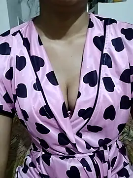 hotpooja1 online show from May 17, 3:39 am