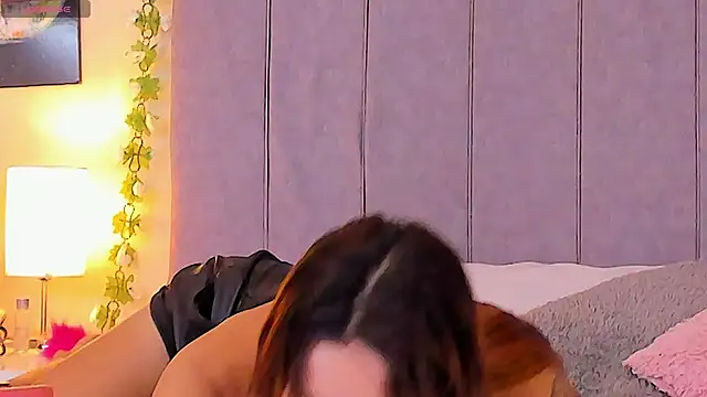 PAMELA BRANZ online show from March 25, 12:15 pm