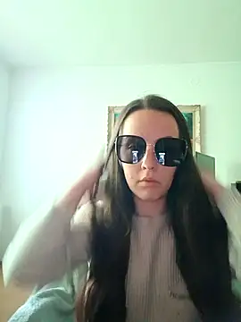 girlshy1 online show from January 17, 1:47 pm