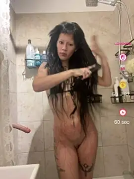 luxxlola online show from May 31, 2:17 am