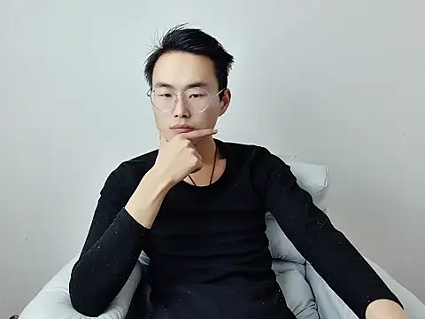 Snapshot of Aint686 chatting on February 1, 10:46 am Aint686 online show from February 1, 10:46 am