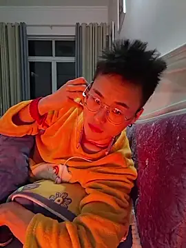 Snapshot of Aint686 chatting on February 20, 3:25 pm Aint686 online show from February 20, 3:25 pm