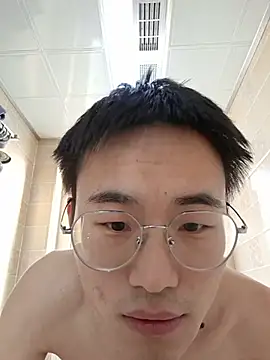 Snapshot of Aint686 chatting on February 10, 12:53 am Aint686 online show from February 10, 12:53 am