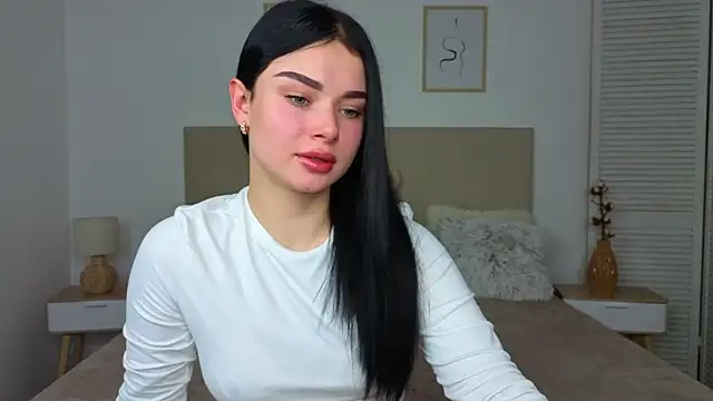 Snapshot of Silena_sky chatting on February 2, 2:27 pm Silena sky online show from February 2, 2:27 pm