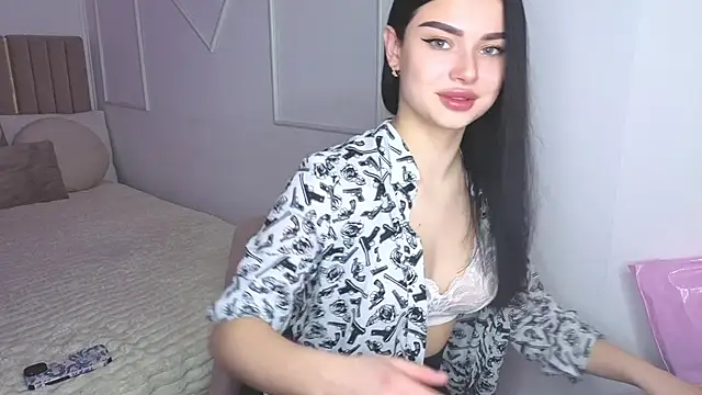 Snapshot of Silena_sky chatting on February 26, 2:39 pm Silena sky online show from February 26, 2:39 pm