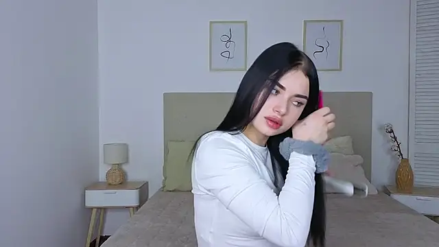 Snapshot of Silena_sky chatting on February 18, 1:40 pm Silena sky online show from February 18, 1:40 pm