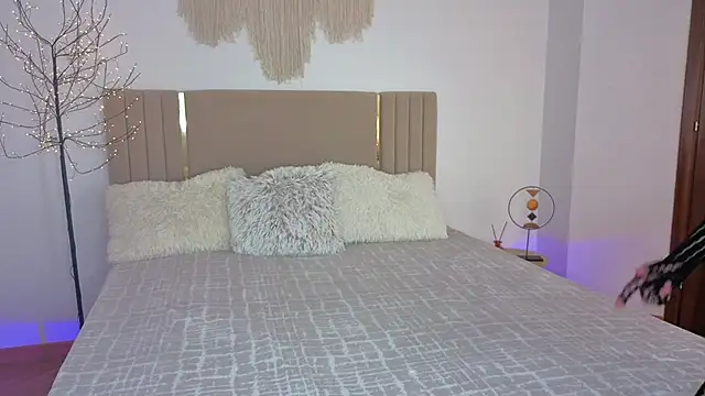 Snapshot of Silena_sky chatting on June 8, 8:04 am Silena sky online show from June 8, 8:04 am