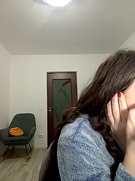 Angela swet online show from April 28, 2:21 pm