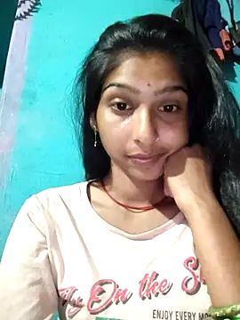 Juli cut online show from February 12, 3:23 pm