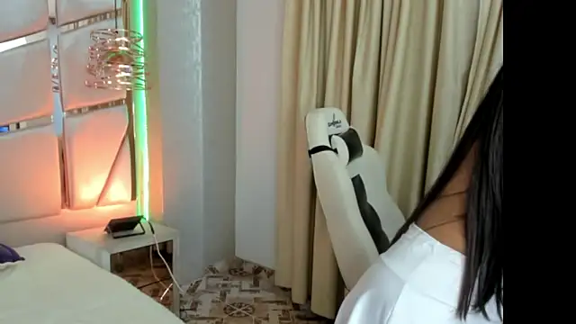 francis 20 online show from February 20, 1:02 pm