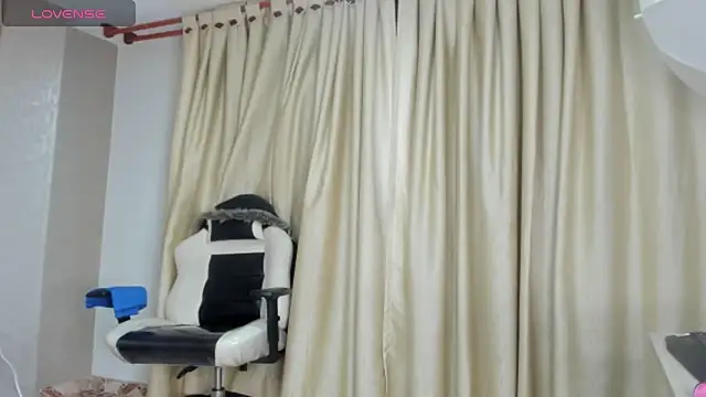 francis 20 online show from March 28, 1:12 pm