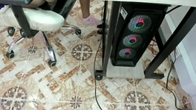 francis 20 online show from February 18, 12:23 pm