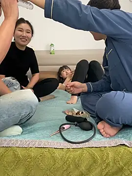 xiaotiantian-10 online show from March 5, 8:00 am