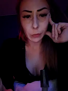 Snapshot of dewimp1 chatting on February 3, 8:58 pm dewimp1 online show from February 3, 8:58 pm