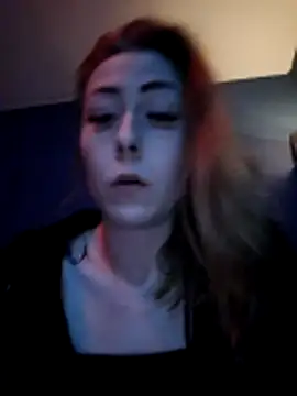 Snapshot of dewimp1 chatting on February 7, 6:49 pm dewimp1 online show from February 7, 6:49 pm