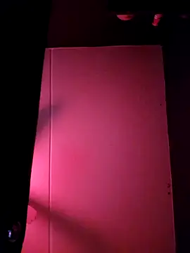 Snapshot of dewimp1 chatting on February 15, 9:47 pm dewimp1 online show from February 15, 9:47 pm