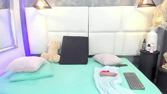 Martina armos online show from April 19, 1:12 pm