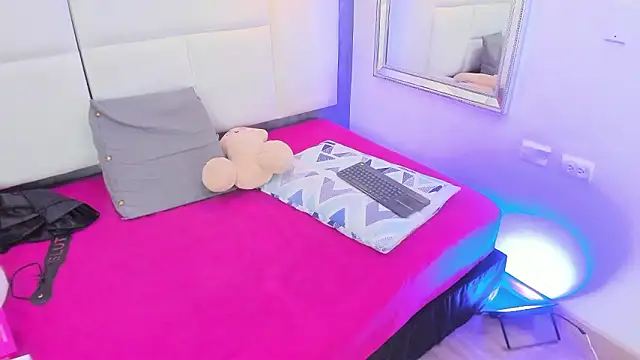 Martina armos online show from March 15, 1:51 pm