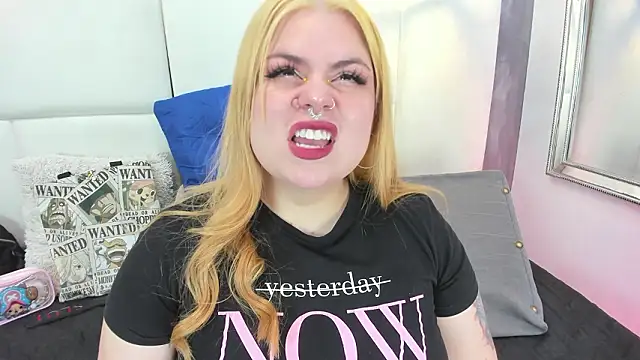 Martina armos online show from February 12, 1:44 pm