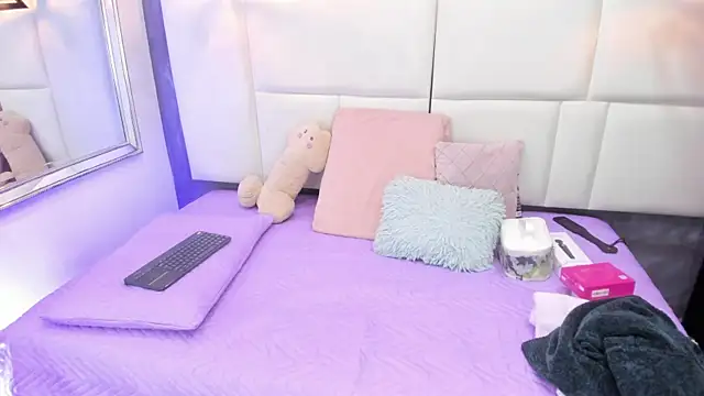 Martina armos online show from May 27, 12:12 pm