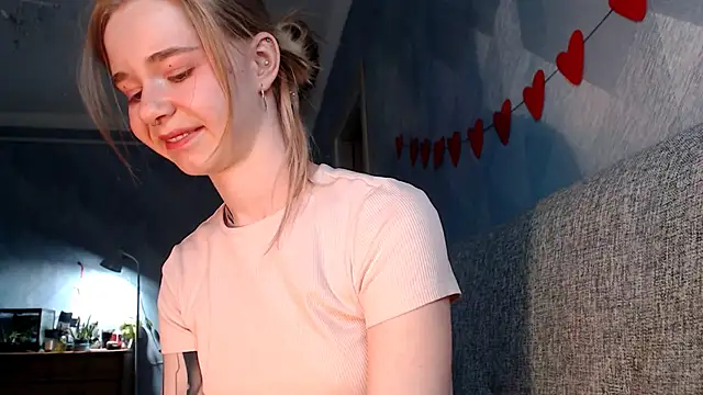 Snapshot of Austeja_Ona chatting on March 1, 6:19 pm Austeja Ona online show from March 1, 6:19 pm