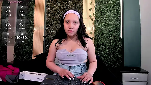 AmberAddamss online show from February 8, 2:04 pm