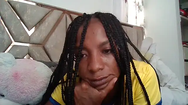 Snapshot of JadaMillss chatting on July 4, 2:21 pm JadaMillss online show from July 4, 2:21 pm