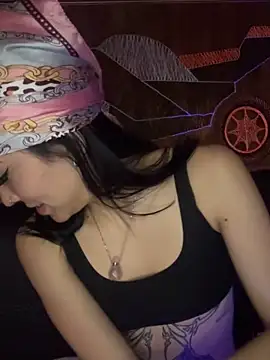 MamiSoft420 online show from March 5, 1:24 am