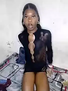 Chocolate Queenxx03 online show from April 22, 11:22 pm