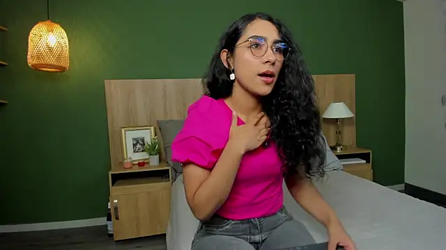 scarlett25   online show from April 15, 7:58 pm