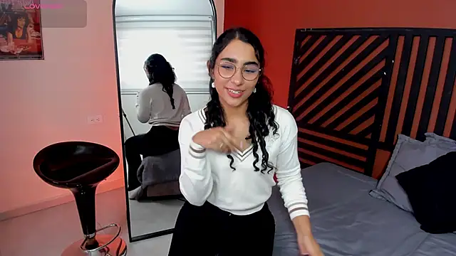 scarlett25   online show from January 31, 8:40 pm