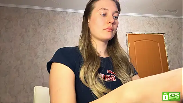 Snapshot of Jolievic chatting on February 15, 5:34 pm Jolievic online show from February 15, 5:34 pm