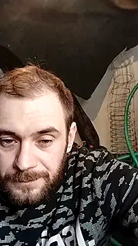 Snapshot of vendabananek chatting on February 8, 1:09 pm vendabananek online show from February 8, 1:09 pm