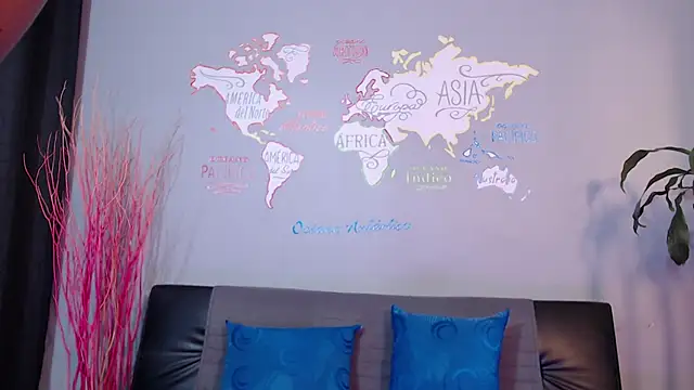 DanielHaloran online show from February 24, 8:21 pm