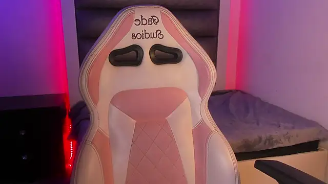 adhalee js online show from March 31, 8:33 pm