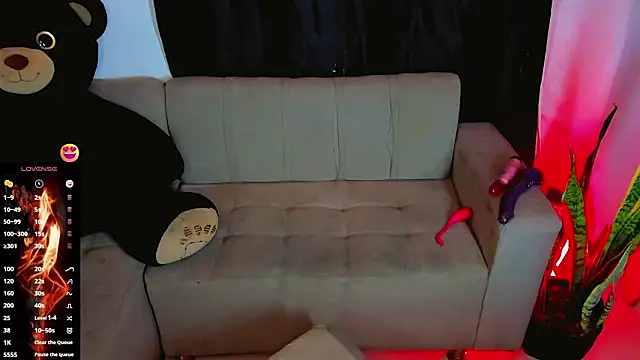 zaff kinny online show from February 19, 1:13 am