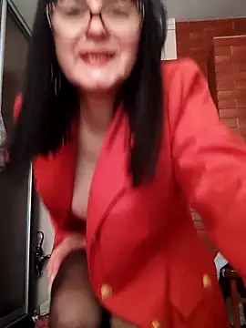 AliceSwan57 online show from March 28, 5:41 am