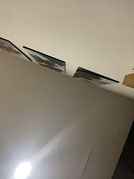 JuliaaVega online show from April 2, 12:01 pm