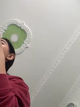 JuliaaVega online show from March 10, 1:26 pm