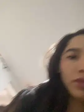 JuliaaVega online show from April 27, 12:36 pm