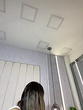 JuliaColemann online show from May 7, 11:57 am