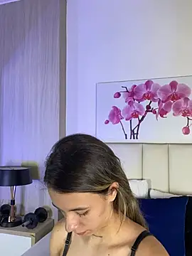 Snapshot of JuliaColemann chatting on July 11, 12:05 pm JuliaColemann online show from July 11, 12:05 pm