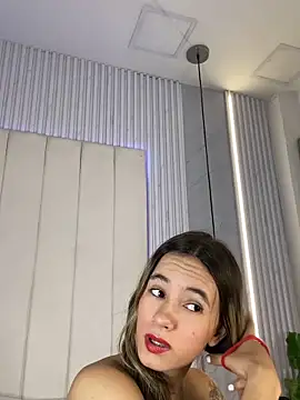 JuliaColemann online show from April 26, 12:02 pm