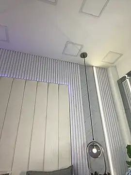 JuliaColemann online show from March 26, 11:19 am