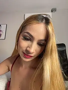 chiarabonds online show from May 23, 5:34 pm