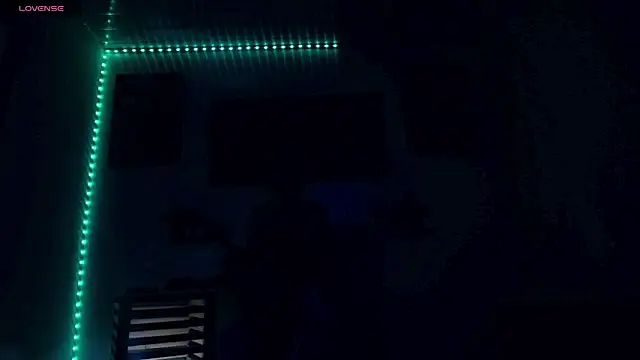 Tatoo Noah online show from April 2, 12:56 pm